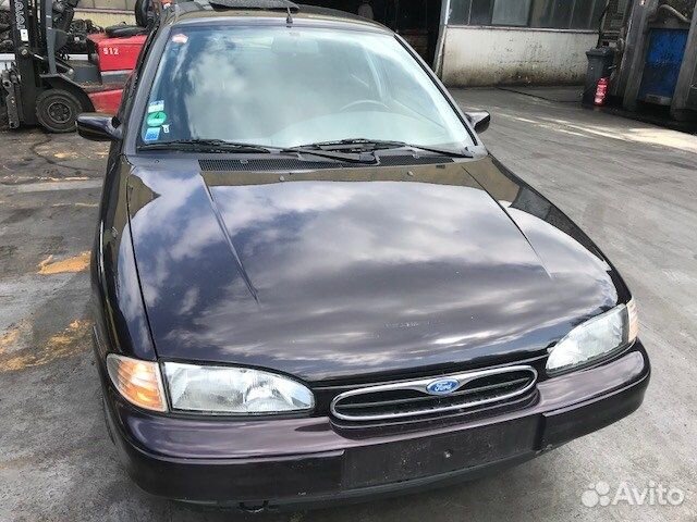 Разбор на запчасти Ford Mondeo 1