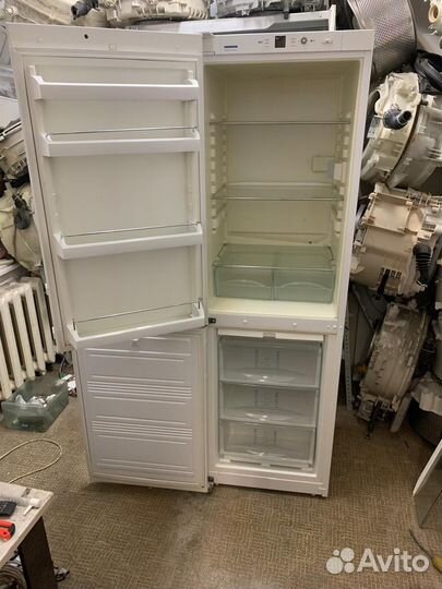 Холодильник liebherr