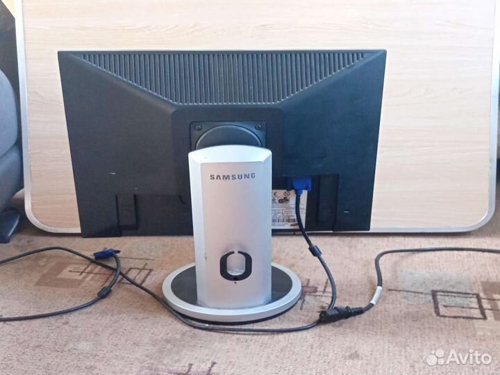 Монитор для компьютера