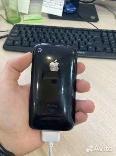 iPhone 3G, 16 ГБ