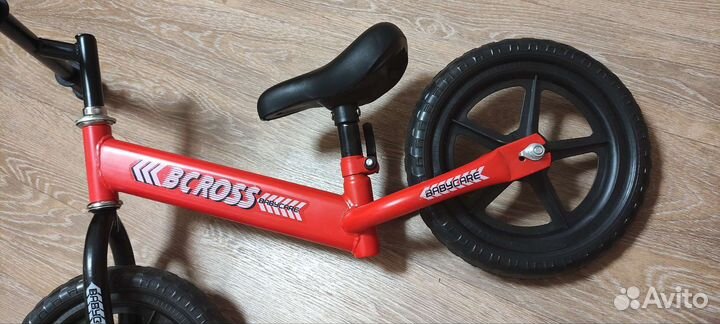 Беговел Babycare bcross