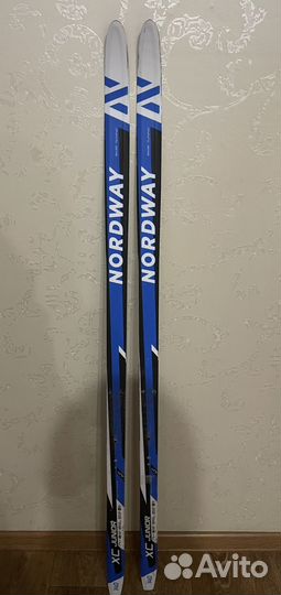 Беговые лыжи 140