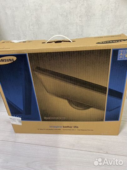 Монитор Samsung SyncMaster 923nw 19
