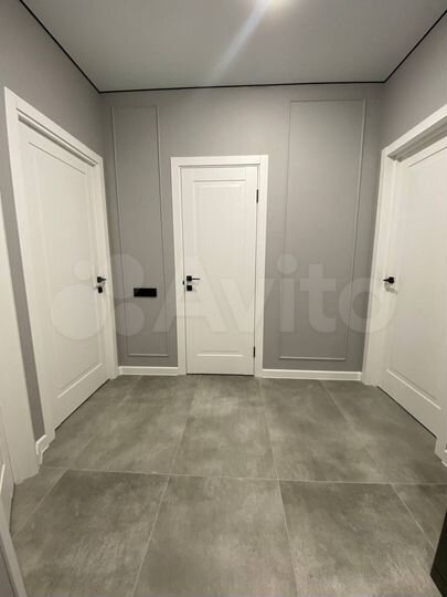 2-к. квартира, 57 м², 10/18 эт.