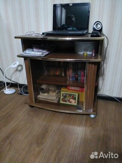 Подставка под телевизор