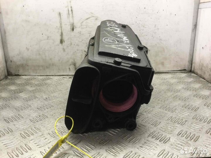 Корпус воздушного фильтра Mercedes C-klasse A64609