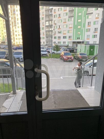 2-к. квартира, 53 м², 2/10 эт.