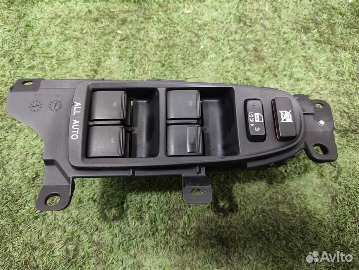 Блок управления стеклоподъемниками Lexus GS 450H