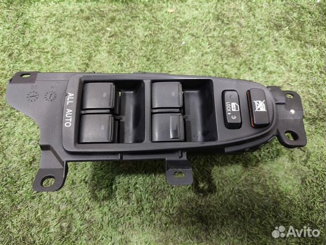 Блок управления стеклоподъемниками Lexus GS 450H