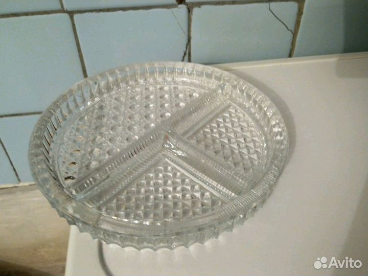 Тарелка с разделами