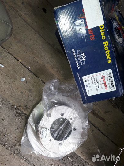 Тормозной диск Mitsubishi galant