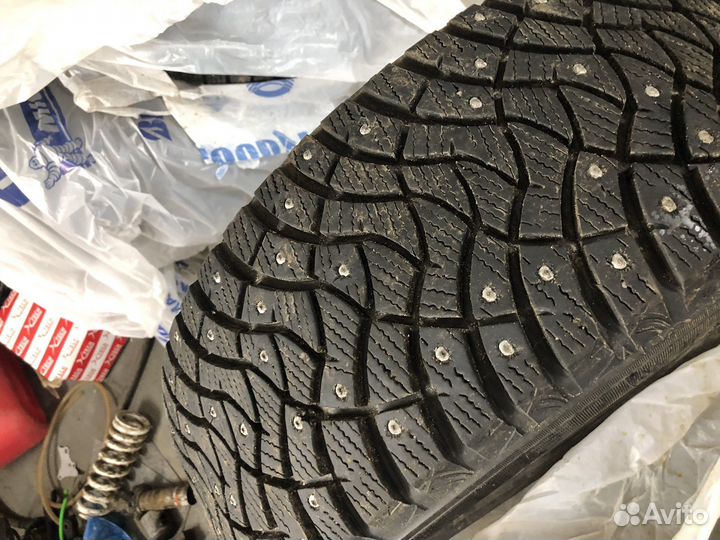 Dunlop SP Winter Ice 03 205/55 R16 94T