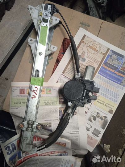 Стеклоподьемники передние Mazda CX5