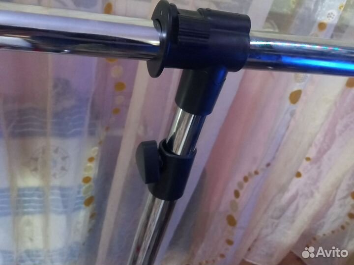 Вешалка для одежды напольная