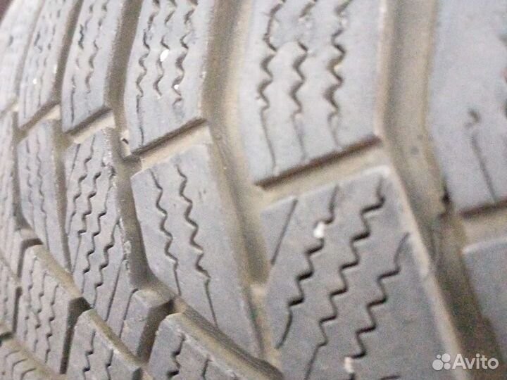 Hankook Winter I'Cept Evo2 W320 225/60 R16
