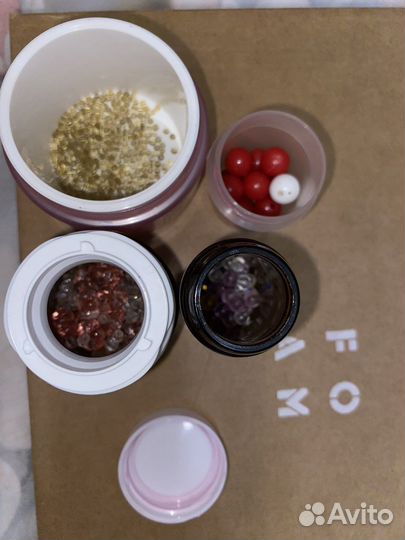 Бисер и бусины для рукоделия