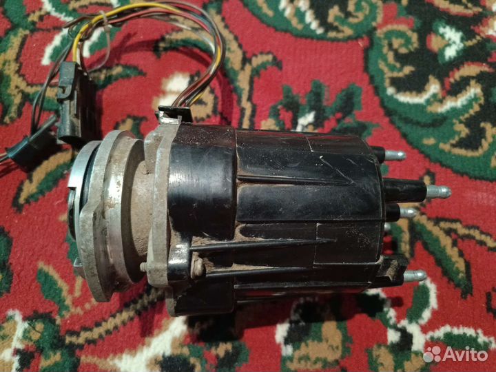 Трамблер на opel vektra a