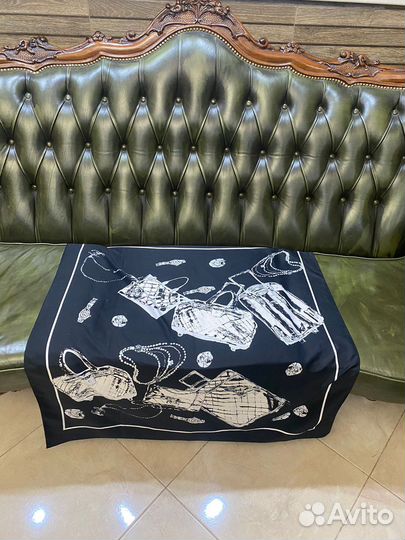 Шелковый платок chanel 90 см