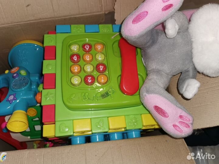 Развивающие игрушки fisher price пакетом