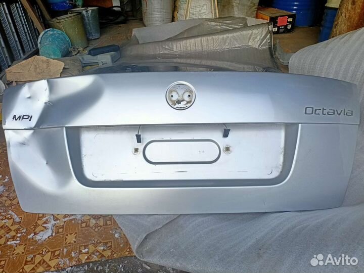 Крышка багажника Skoda Octavia A5