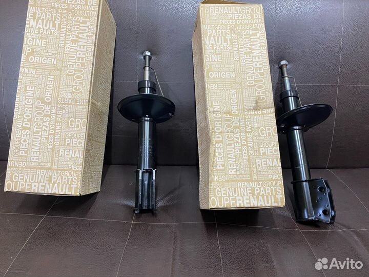 Передние стойки LADA largus