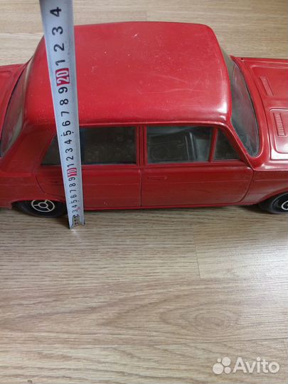 Машина игрушечная ваз 2106