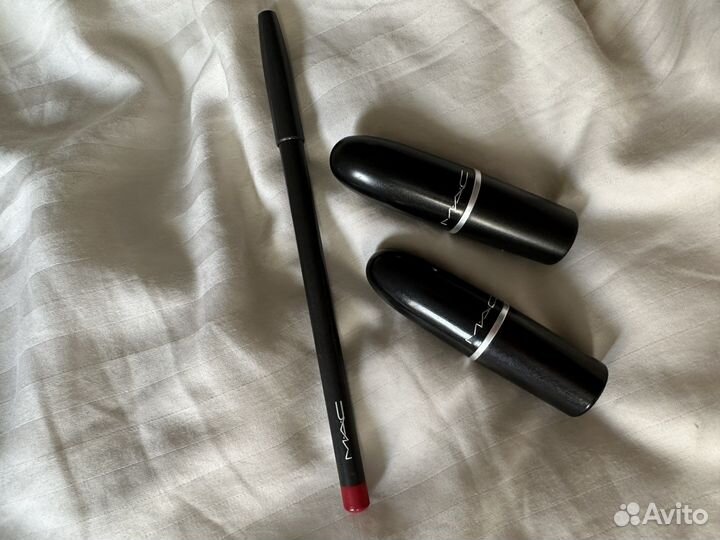 Губная помада mac