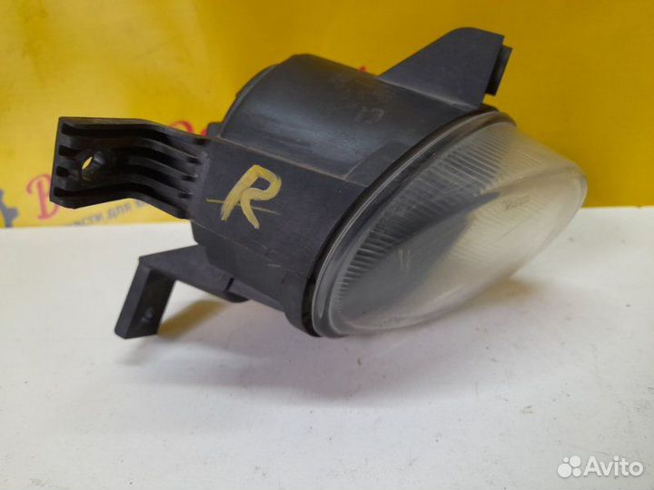 Птф противотуманная фара передний правый Audi A4