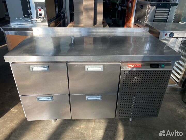 Стол холодильный hicold GN 22/TN