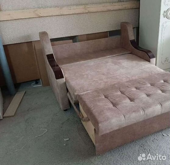 Мини диван раскладной в наличии не б/у