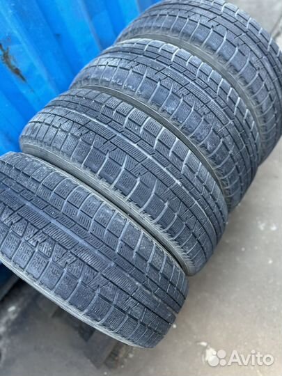 Yokohama Ice Guard IG50 215/65 R16 98Q