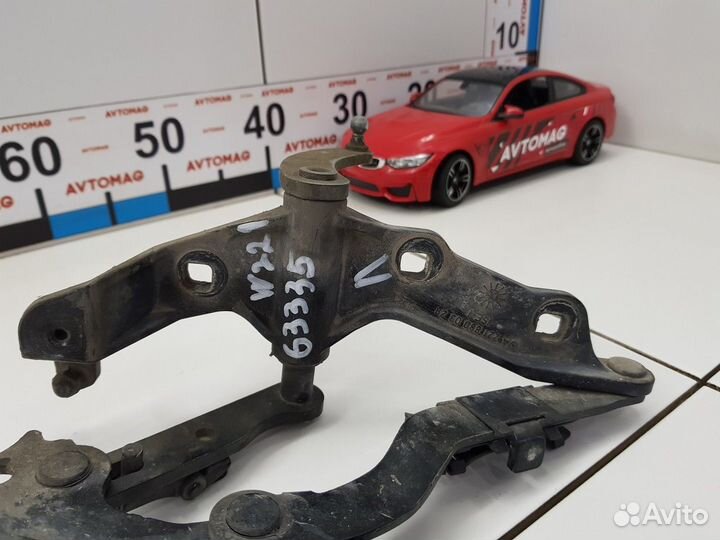 Петля капота левая (Mercedes-Benz S-class)