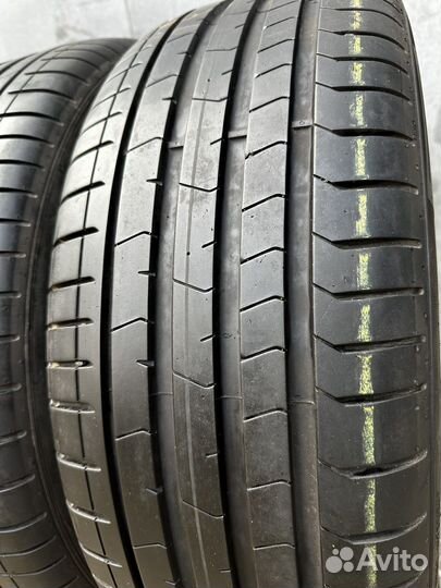 Pirelli P Zero PZ4 225/45 R19