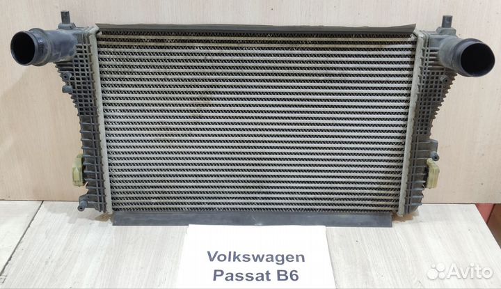 Радиатор интеркулера Volkswagen Passat B6, 2008г