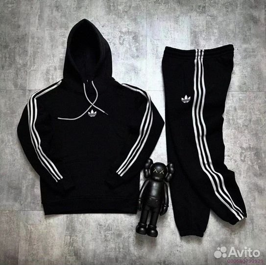 Спортивный костюм