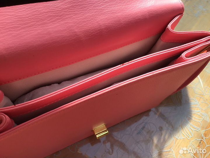 Клатч натуральная кожа новый” Twinset”