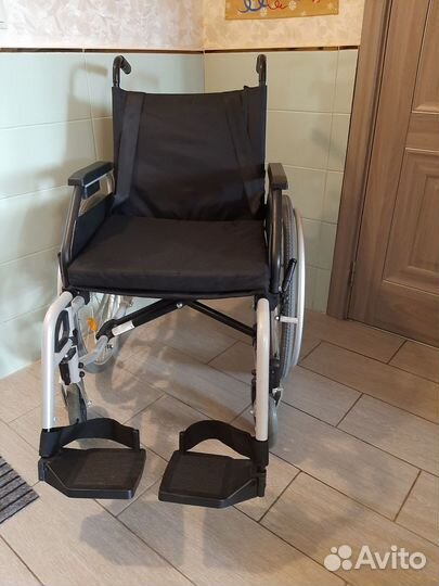 Коляска инвалидная