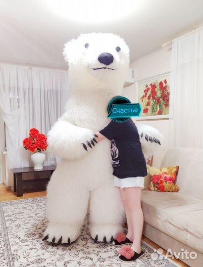 Белый мишка поздравление/вручение подарков