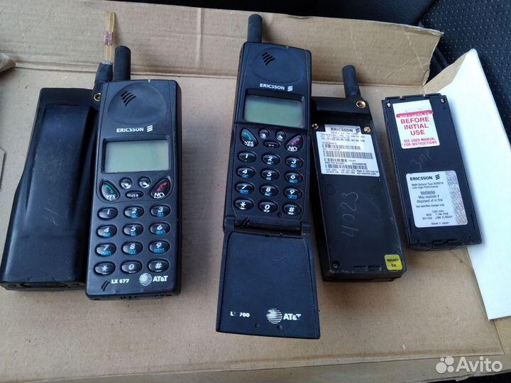 Ретро телефон Nokia 640 и Ericsson LX677, LX700
