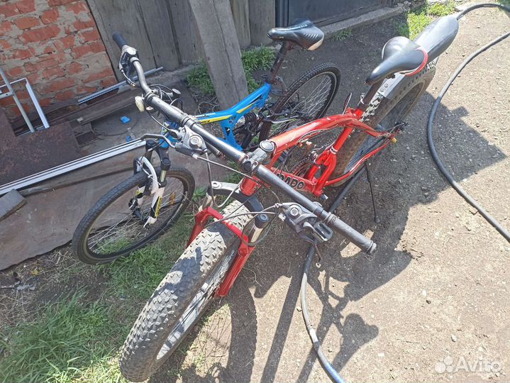 Велосипеды и музыкальная станция