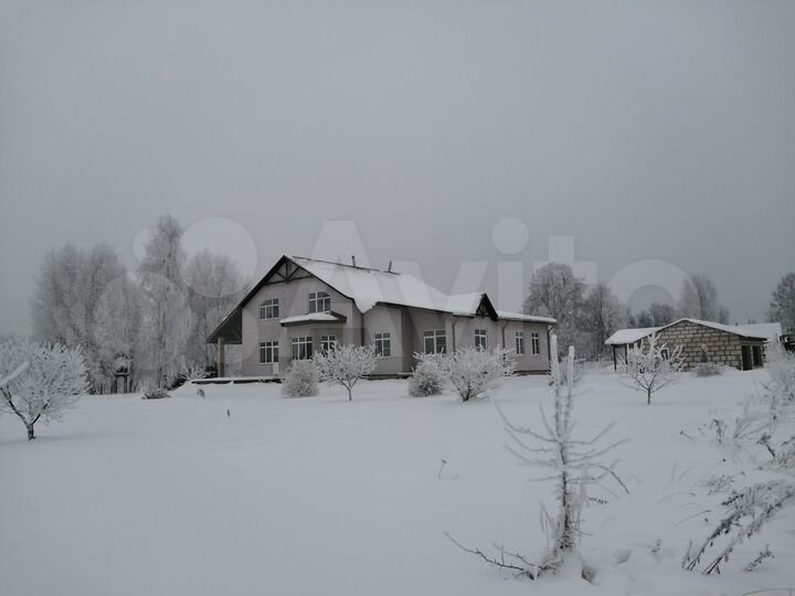 Дом 387,1 м² на участке 1,13 га