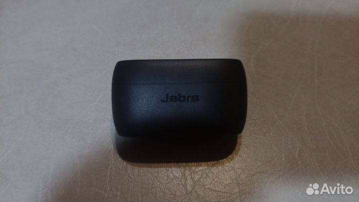 Беспроводные наушники jabra