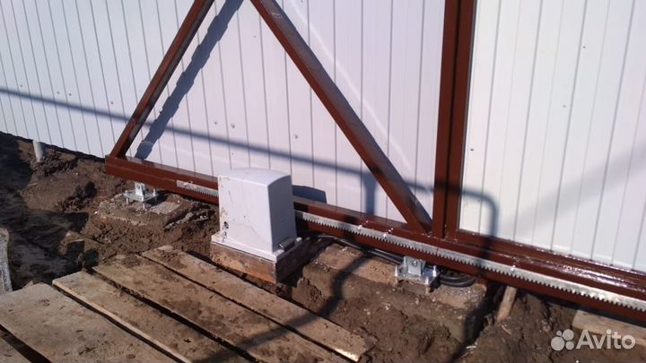 Калитка и ворота в рамке