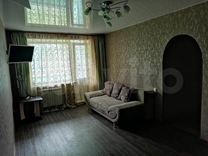 2-к. квартира, 44 м², 1/9 эт.