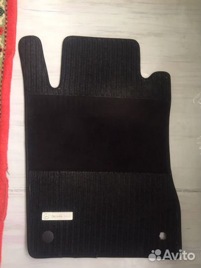 Ковры в салон автомобиля mercedes