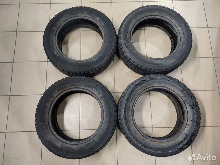 Bridgestone Blizzak Ice 245/65 R15