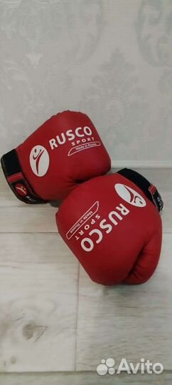 Боксерские перчатки