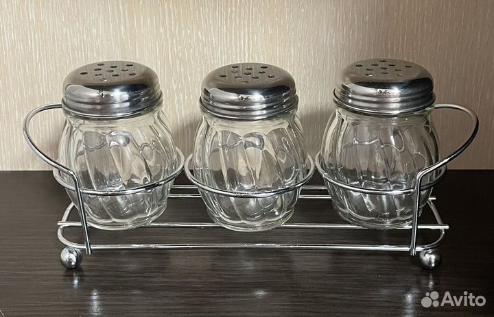 Набор для специй из стекла на подставке 3 шт