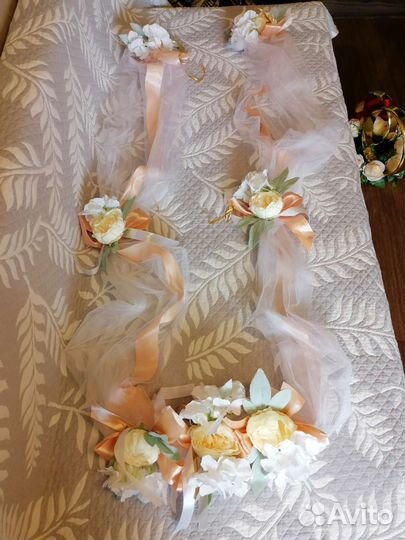 Свадебные украшения на машину