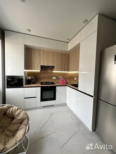 Угловые, прямые кухни на заказ в Новосибирске